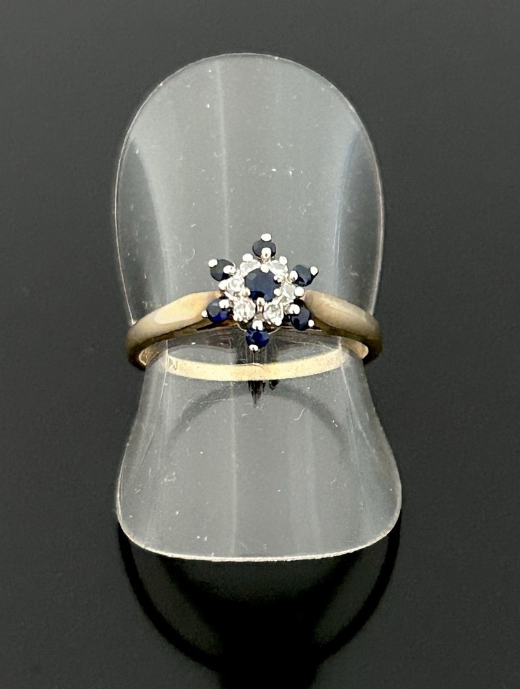 10k – 14k Gold Diamond & Sapphire Cluster Flower Ring Vintage 1980’s 2.1 grams
