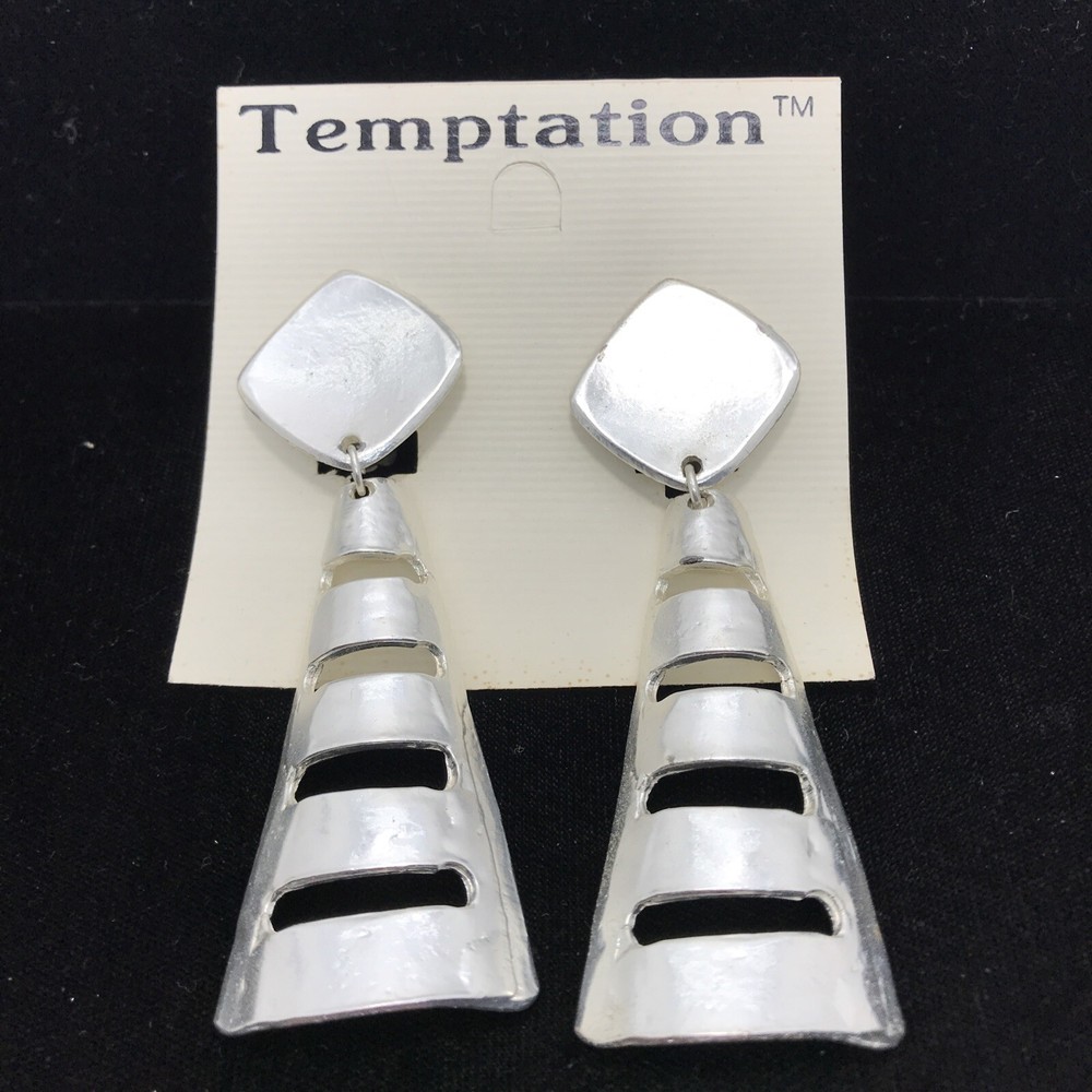 Vintage Temptation Fashion Jewlery Silver Tone Statement Clip-on Earrings