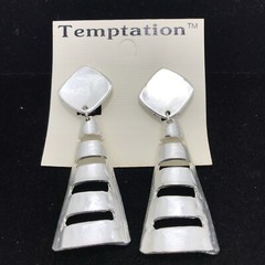 Vintage Temptation Fashion Jewlery Silver Tone Statement Clip-on Earrings