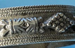 Vtg Israel Silver Cuff Bracelet 46 Grams Grapes & Palm Tree Hinged w/Pin Judaica