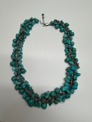 16-18” Vintage Howlite Stone Necklace N34