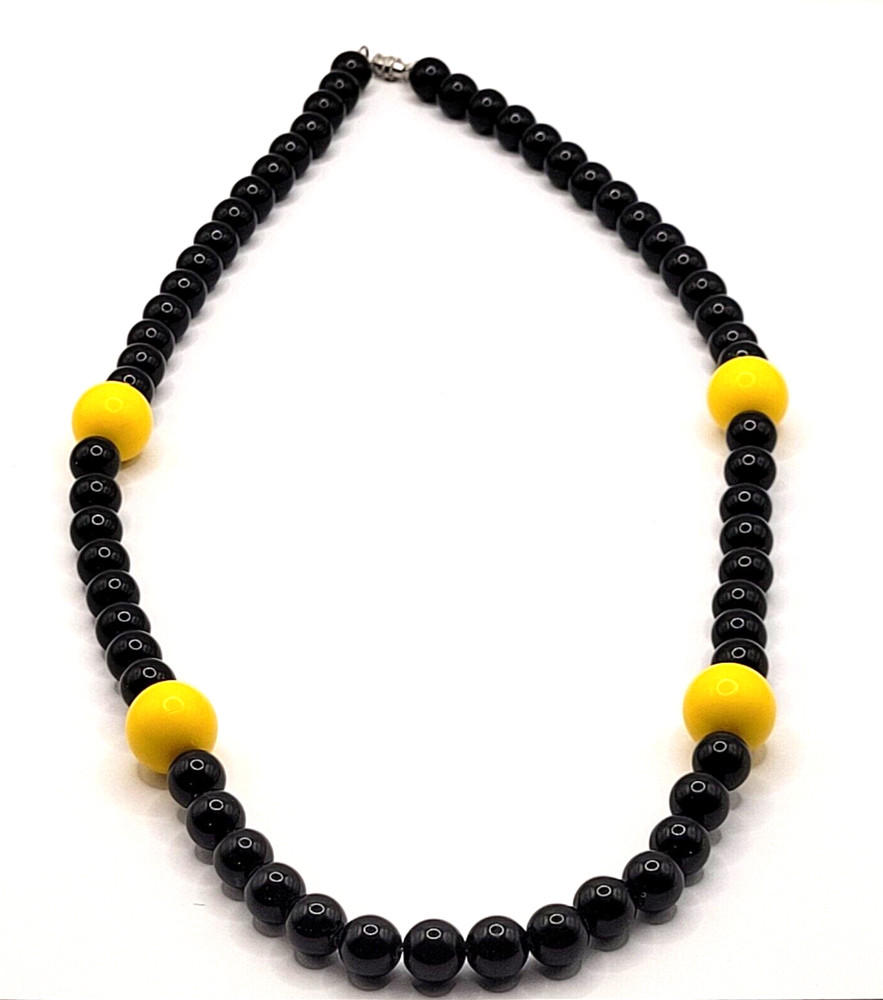 Jet Black w Bright Yellow Beaded Professional Necklace Steelers Colors 26 In