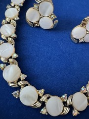 Vintage Judy Lee Signed White Moonglow Lucite Parure Necklace Bracelet Earrings