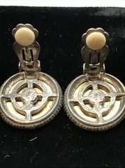 Vintage Costume Fashion Jewlery Silver tone Faux Roman Coin Clip-on Earrings