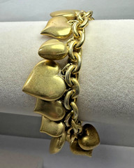 Victorian Style Bronze Milor Italy Hearts Charm Bracelet. 36.02g 6.75 in.