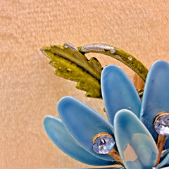 Vintage 1960s Blue Enamel Flower Brooch Rhinestone Mod Flower Power Pin – AS IS