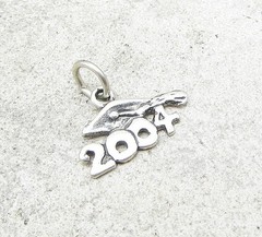 925 Sterling Silver 2004 Graduation Charm Pendant PT1109