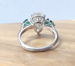 Platinum Vintage Engagement Ring 4.02ct. Natural Pear Shape Diamond I1-I
