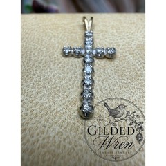 Vintage 10K Gold Diamond Cross Pendant 12 Round Diamonds 1.03g Estate Religious