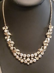 Vintage Aurora borealis gold tone bib necklace adjusts up to 19″ glamorous