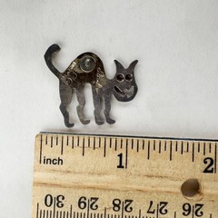 Sterling Silver Hammered Cat Pin Signed Leitz Modernist Vintage