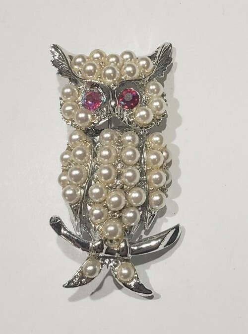 Vintage Pearl & Rhinestone Owl Bird Brooch Pin