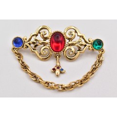 AJC Vintage Victorian Cabochon Pin Brooch Antiqued Gold Chain Signed 1980s BinBP