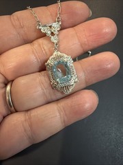 Vtg Art Deco Rhodium Plated Faceted Aquamarine Glass Filigree Pendant Necklace