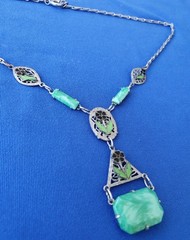 ORIGINAL Art DECO 1920 CZECH GREEN PEKING GLASS ENAMEL FILIGREE Rhodium NECKLACE