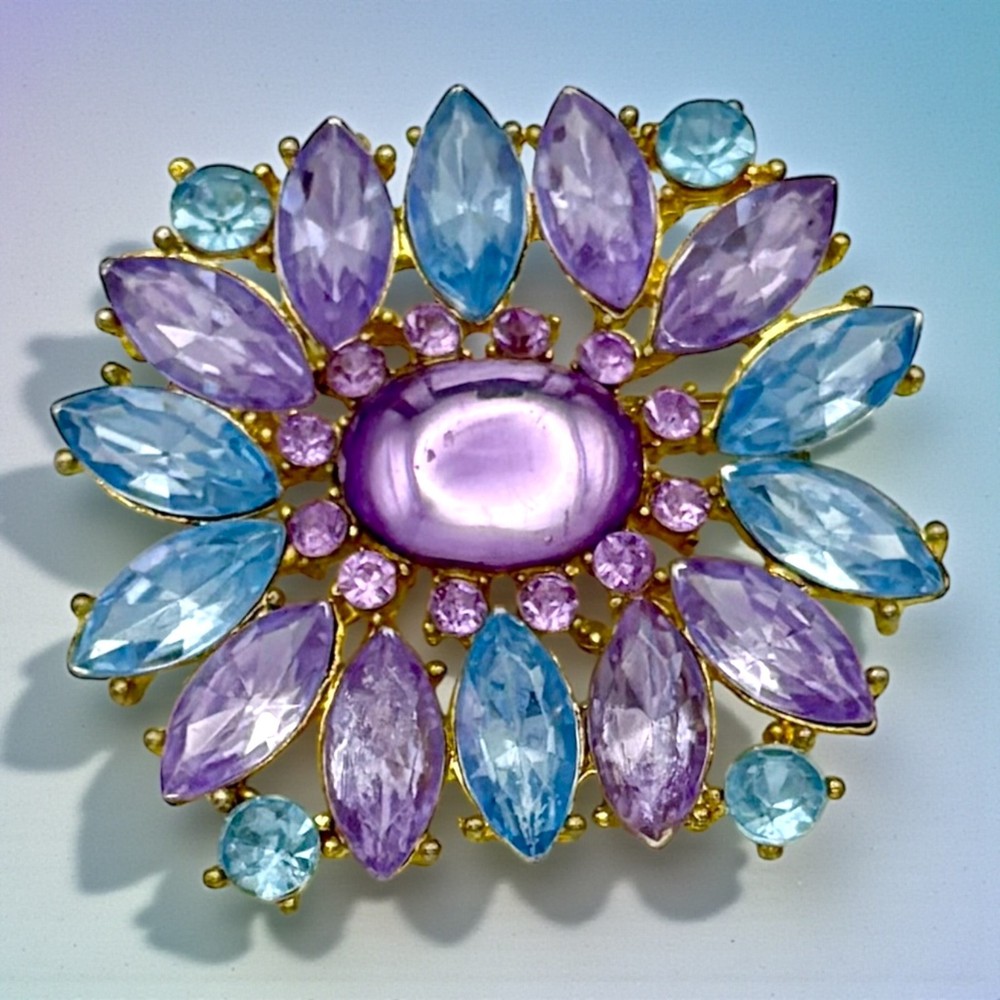 Vintage Pastel Purple Blue Rhinestone Brooch Cabochon Center Gold Tone Pin