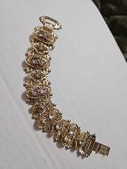 VTG Rhinestone Book Chain bracelet Wide Victorian 50’s Goldtone Fold Over 7”