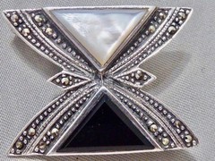 VINTAGE STAMPED 925 STERLING ONYX MOTHER OF PEARL MARCASITE BUTTERFLY PIN