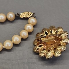 Faux Pearl Necklace Vtg Peach Beaded 8mm Knotted Dubarry Flower Clip 55″