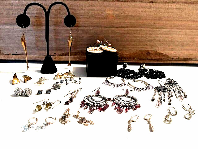 Vintage Pierced Earrings Beautiful Collection 19 Pair 1980-2001 Good Quality