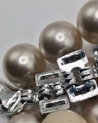 Vintage Japan Cha Cha Bracelet, Shades Creamy Beige Brown Beads