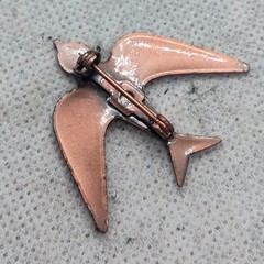 Vintage MCM Red Enamel on Copper Bird Swallow Pin Brooch 1.5″