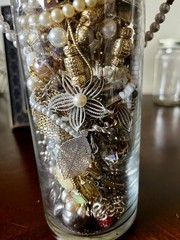 3-5+lbs VINTAGE TO NOW WEAR CRAFT FASHION Jewelry Lot 3 SARA COV NAPIER More
