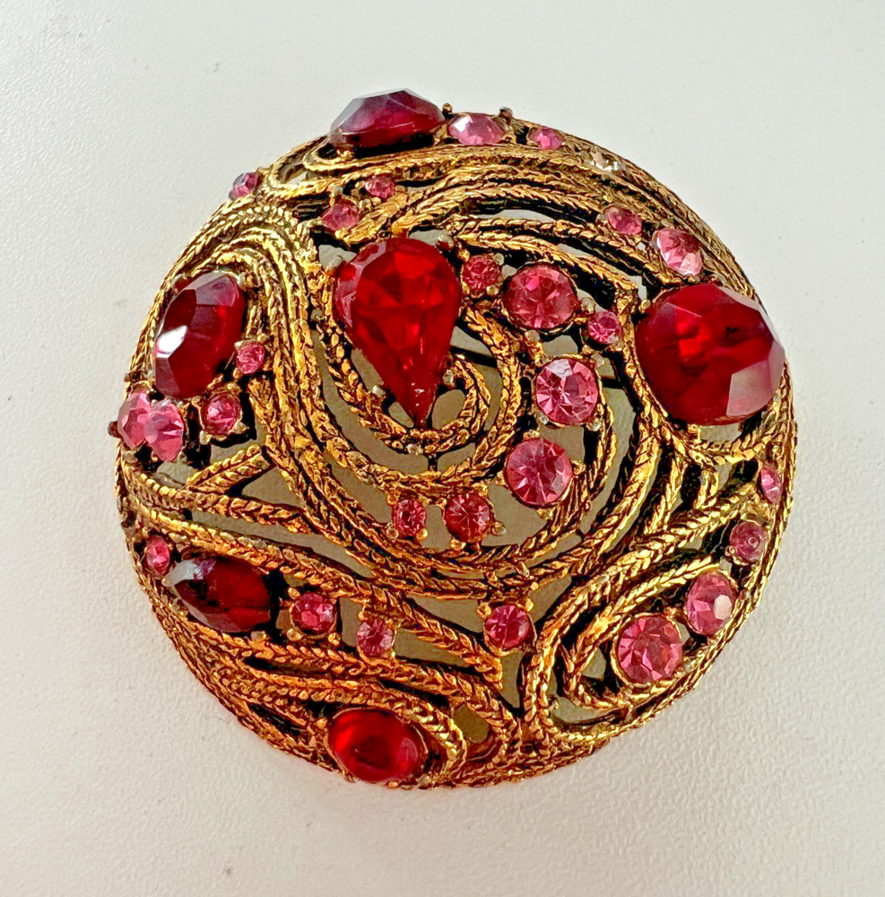Unsigned LaRoco Textured Brass Pink & Cranberry Austrian Crystals Brooch 1950s