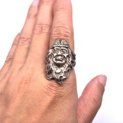 Vintage Cameo Native American Figure Silver Dimensional Ring Size 9.75