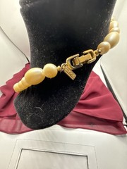 Vintage Marvella Graduated Faux Pearl Necklace with Gold Tone Clasp