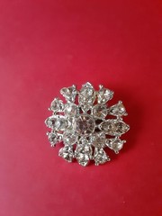 Vintage 1940s Clear Rhinestone Floral Silver Tone Brooch 1.25″