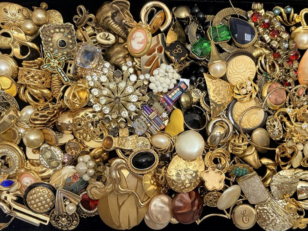 Broken Craft Jewelry -SINGLE Clip & Pierced Earrings, Broken Brooch Pins – 2+lbs