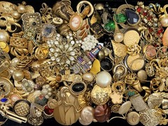 Broken Craft Jewelry -SINGLE Clip & Pierced Earrings, Broken Brooch Pins – 2+lbs