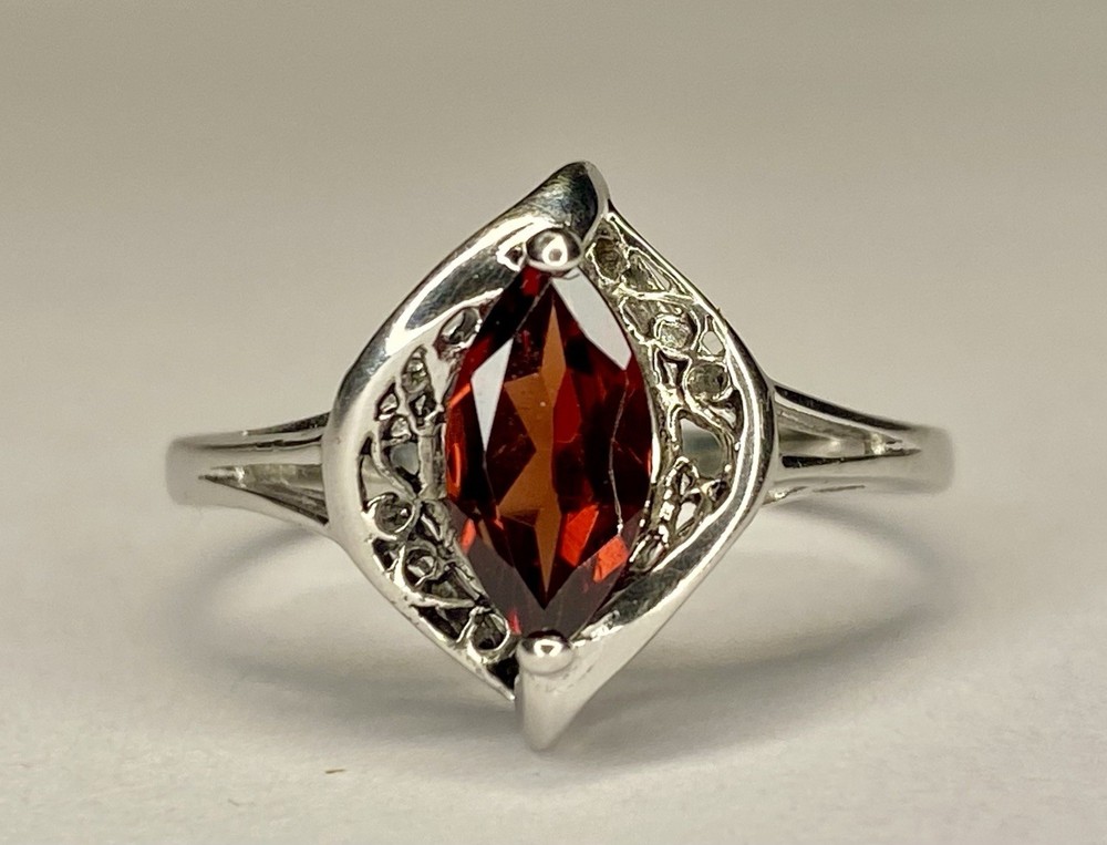Vintage RJ Sterling Silver 1.00 Ct Marquise Cut Red Garnet Ring Size 10