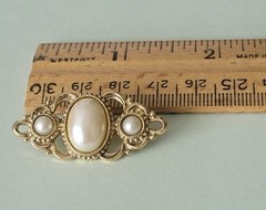 Vintage brooch pin, gold-tone w/ 3 faux pearls, 1.5″, elegant victorian style