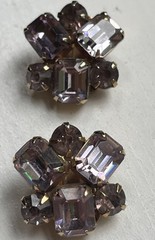 Vintage Weiss Prong Set Purple Lilac Faceted Crystal Glass Clip On Earrings
