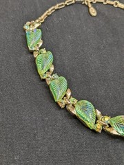 Vintage Lisner Green Necklace Iridescent Leaf Gold Tone AB Rhinestone Signed 16″