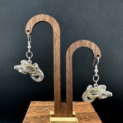 Vintage Pierced Earrings Silver Gold Tone Alligator Crocodile Two Tone Metal