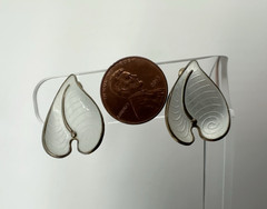 VTG Einar Modahl Norway Sterling White Enamel Leaf Clip-On Earrings 6.7g #y41
