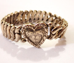 VTG WWII 1940s LaMode Sweetheart Heart Bracelet Precious Metal GF Expansion