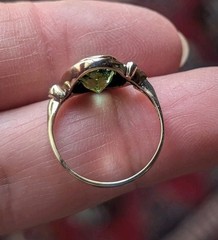 Antique 10k Yellow Gold Green Tourmaline Ring — Size 5.75