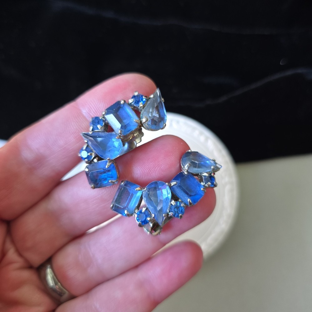 Vintage Silver Tone Blue Glass Rhinestones Open Back Earrings Clip on
