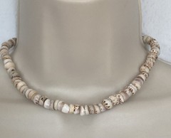 Tiger Puka Shell Necklace Beach Surfer 14.5” Collar white & brown specks vintage