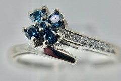 14K White Gold .32Cttw WHITE &BLUE DIAMOND FLOWER CLUSTER Ring, Sz6.5, 2g approx