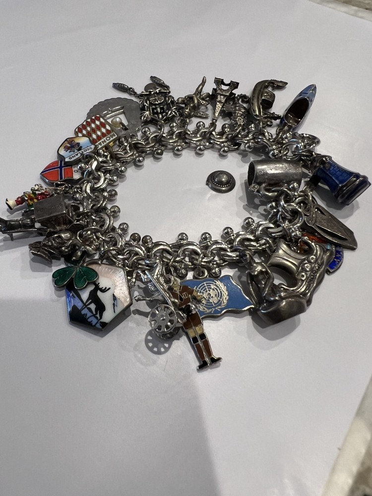 Vintage Sterling Silver World Traveler Charm Bracelet – Fully Loaded Multi-Char