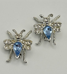 Jewelry Vintage Silver Tone Brooch Bee Pins Set of Two