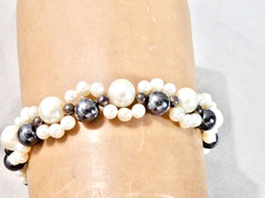 VINTAGE HAND STRUNG CULTURED WHITE AND BLACK PEARL BRACELET 8 ” STERLING CLASP