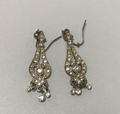 Pretty Vintage Rhinestone Bling Assorted Jewelry Lot 22 Pieces