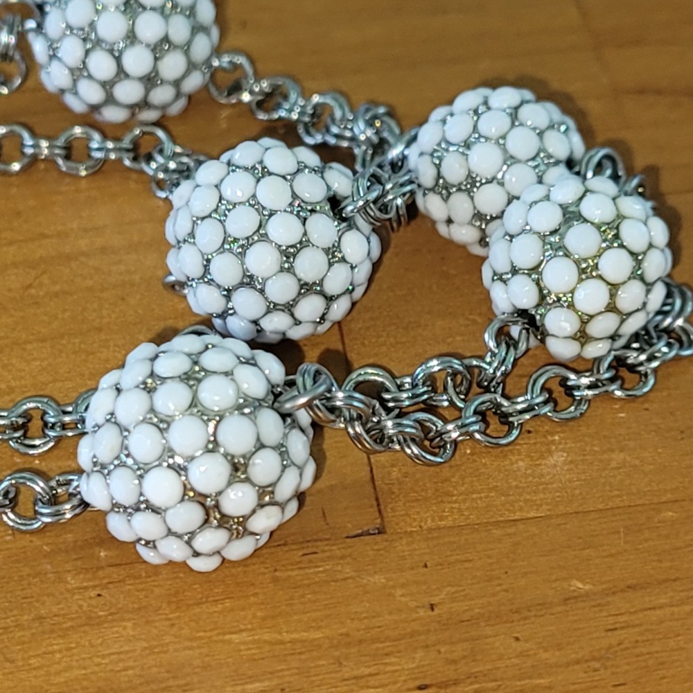 Vintage CHICO’S White Beaded Ball Station Necklace Opera Length 40″ 71g