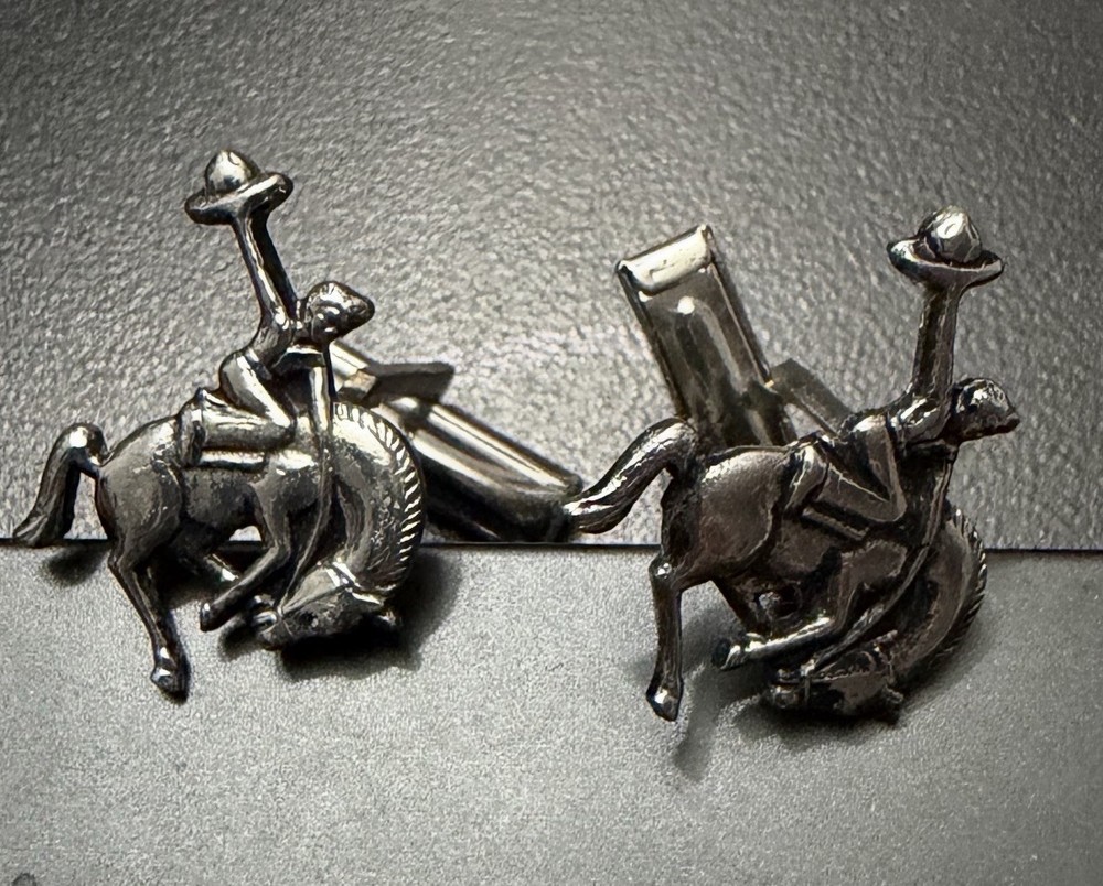 Vintage Western Horse Rider Shaped Silver Tone Cufflinks Fashion Bullet Back